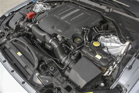 2018 Jaguar Xf engine