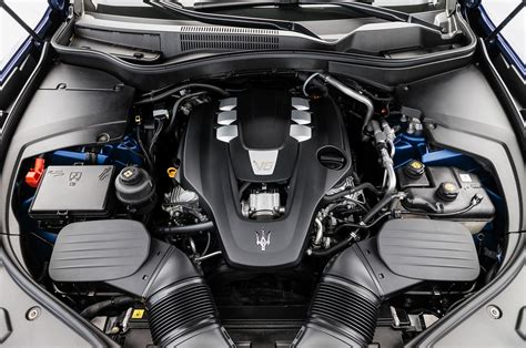 2018 Maserati Levante engine