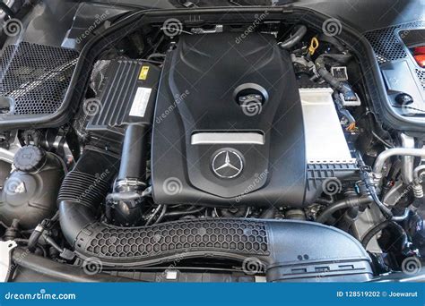 2018 Mercedes-benz C350e engine