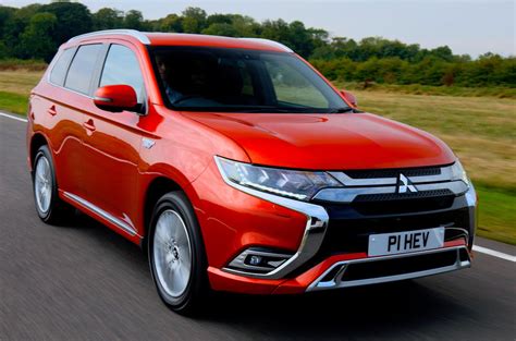 2018 Mitsubishi Outlander phev photo