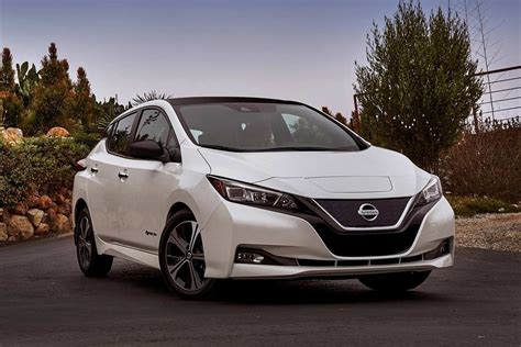 2018 Nissan Leaf photo