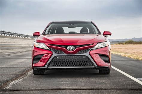 2018 Toyota Camry photo