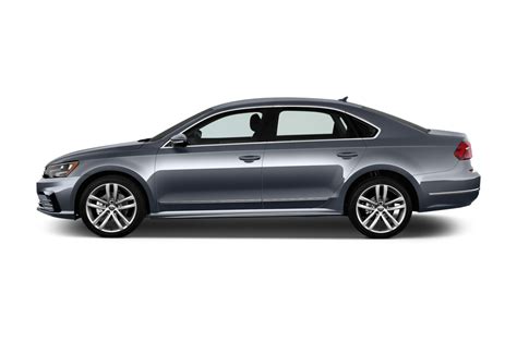 2018 Volkswagen Passat photo