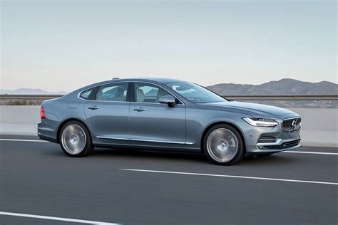 2018 Volvo S90 photo