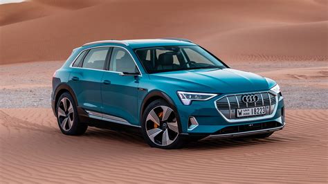 2019 Audi A3 etron photo