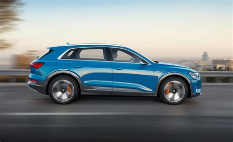 2019 Audi E-tron photo