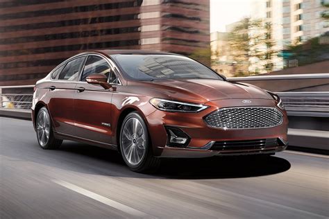 2019 Ford Fusion hybrid photo