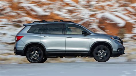 2019 Honda Passport photo