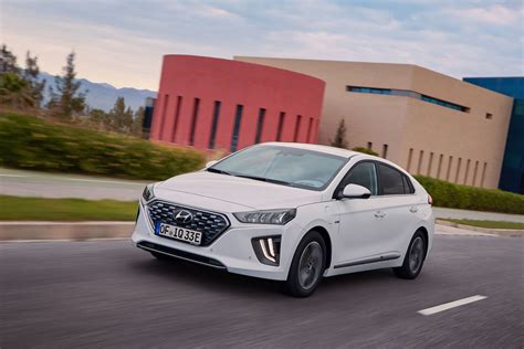 2019 Hyundai Ioniq plug-in hybrid engine