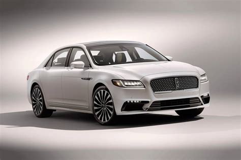 2019 Lincoln Continental photo