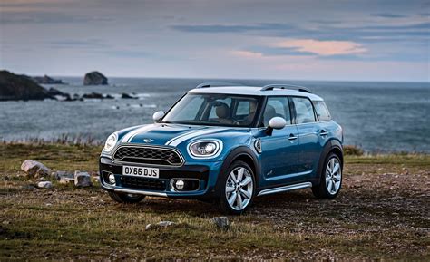 2019 Mini Cooper s photo