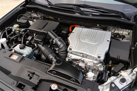 2019 Mitsubishi Outlander phev engine