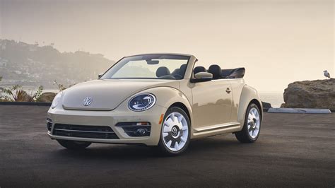 2019 Volkswagen Beetle engine