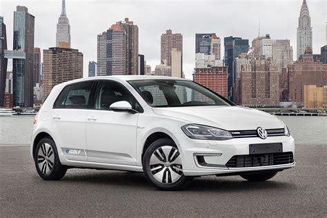 2019 Volkswagen E-golf photo