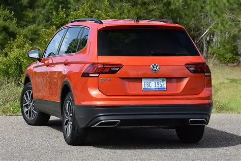 2019 Volkswagen Tiguan photo