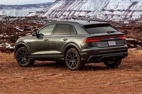 2020 Audi Q8 photo