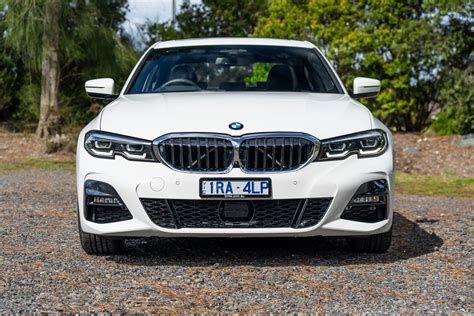 2020 Bmw 330i photo