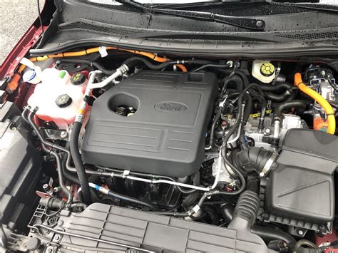 2020 Ford Escape hybrid engine