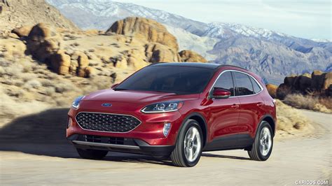 2020 Ford Escape hybrid photo