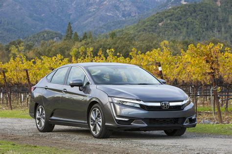 2020 Honda Clarity electric photo