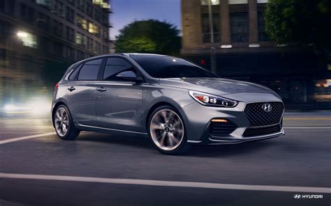 2020 Hyundai Elantra gt photo