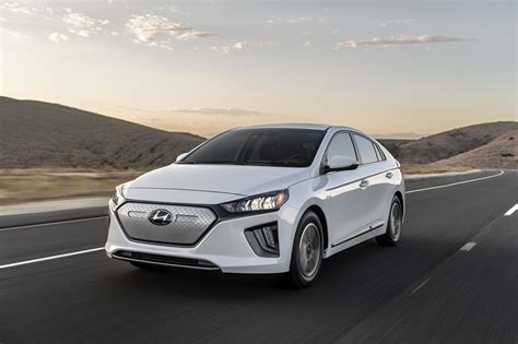 2020 Hyundai Ioniq electric photo