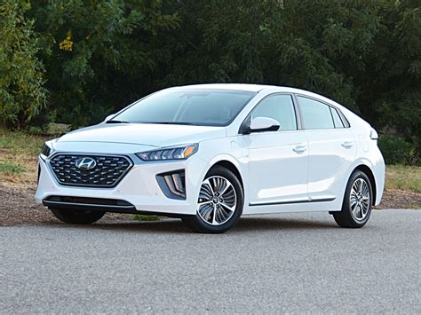 2020 Hyundai Ioniq photo