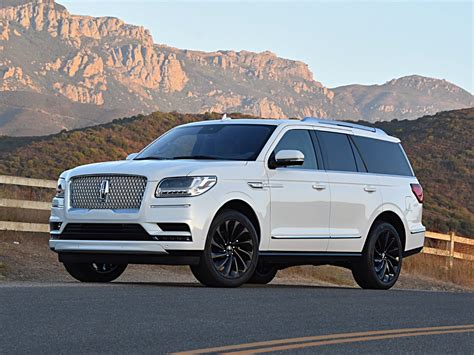 2020 Lincoln Navigator photo