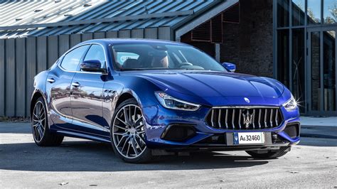 2020 Maserati Ghibli engine