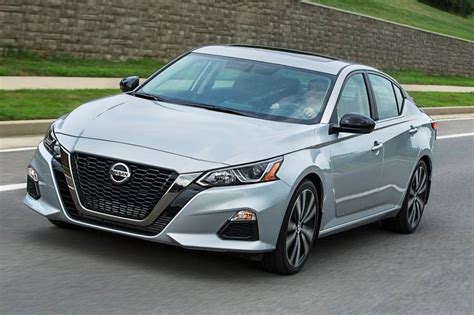 2020 Nissan Altima photo