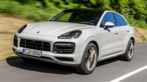 2020 Porsche Cayenne s photo