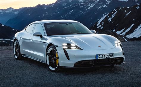 2020 Porsche Taycan photo