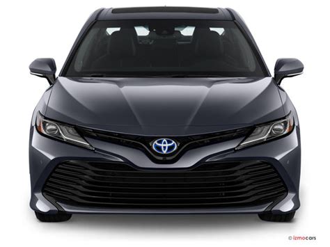 2020 Toyota Camry photo