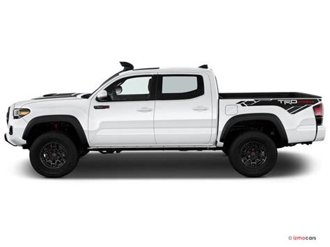 2020 Toyota Tacoma photo