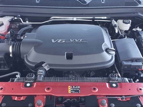 2021 Chevrolet Colorado engine