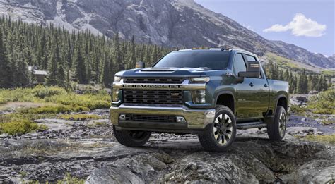 2021 Chevrolet Silverado 2500 engine