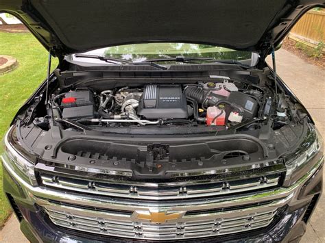 2021 Chevrolet Suburban 1500 engine