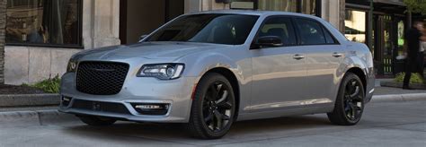 2021 Chrysler 300 photo