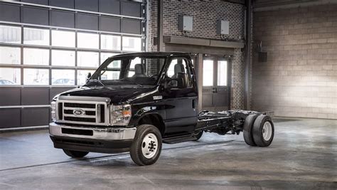 2021 Ford E-150