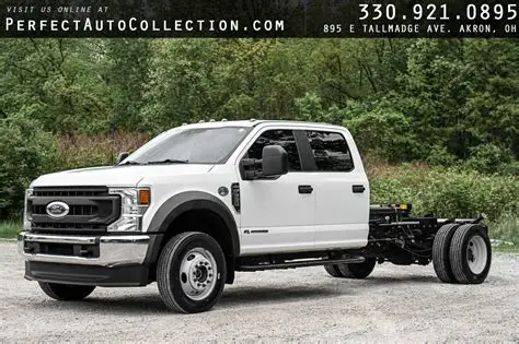 2021 Ford F-550 sd engine