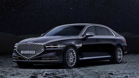 2021 Genesis G90 photo