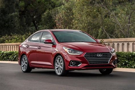 2021 Hyundai Accent photo