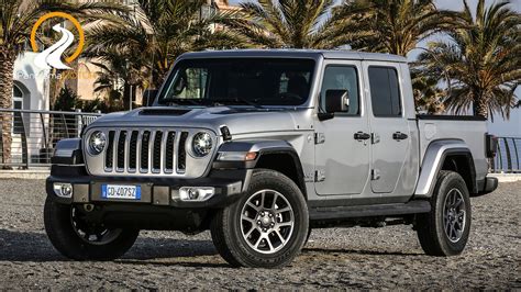 2021 Jeep Gladiator engine