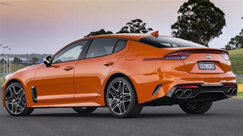 2021 Kia Stinger photo