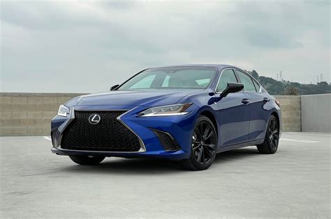 2021 Lexus Es350 photo