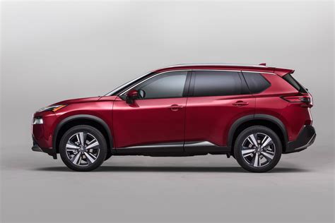 2021 Nissan Rogue photo