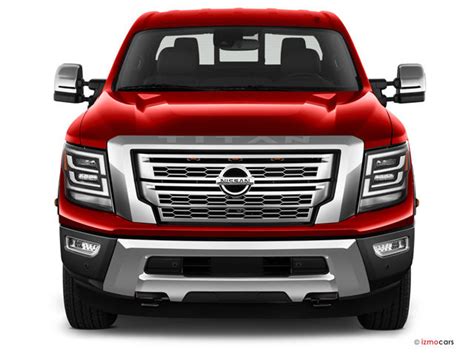 2021 Nissan Titan photo