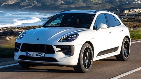 2021 Porsche Macan engine