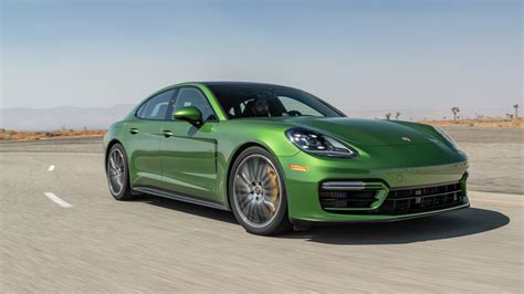 2021 Porsche Panamera engine