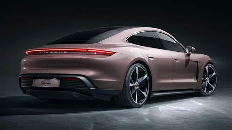 2021 Porsche Taycan photo